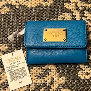 Brand New Michael Kors Jet Set Flap Coinpurse